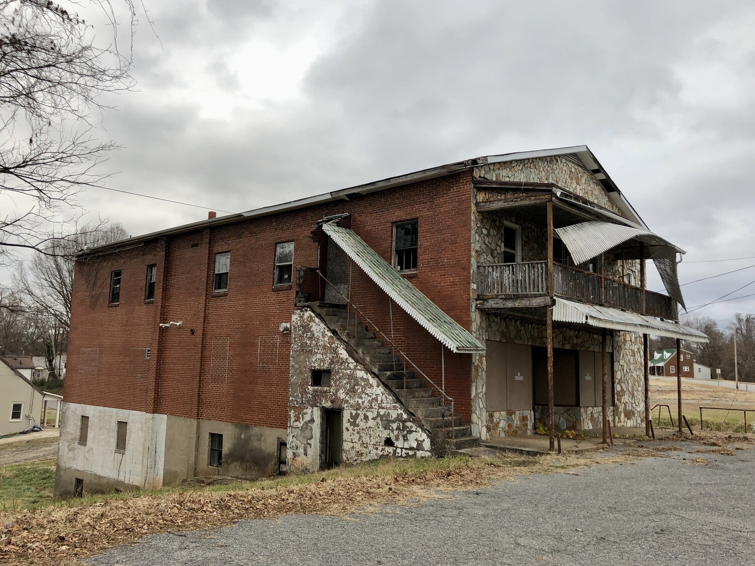 Green Book Site: Dillard's Enterprises at 802 W. Fayette Martinsville, VA