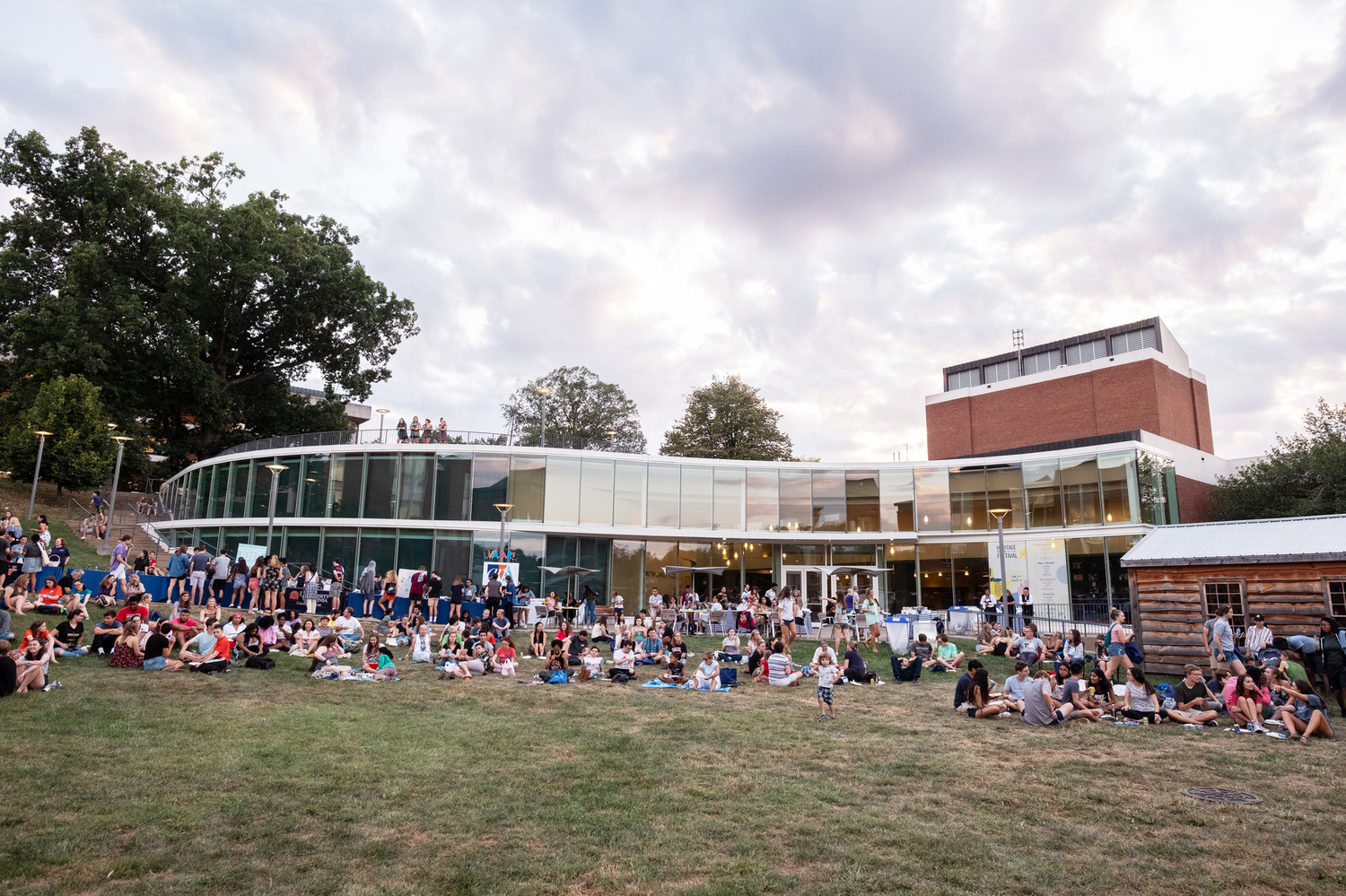 UVA-Arts-welcomes-back-over-1200-students-faculty-and-staff-at-their-annual-UVA-Arts-Grounds-Day-September-2019.-By-Coe-Sweet.jpg